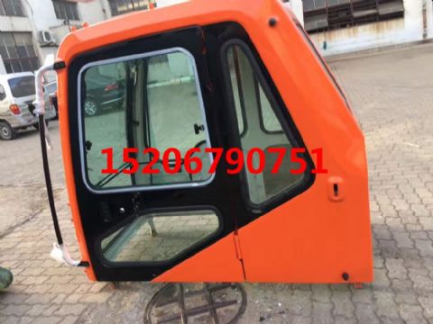 點擊查看詳細(xì)信息<br>標(biāo)題：斗山DH220-7/DH-7型駕駛室 可選裝內(nèi)飾  閱讀次數(shù)：2000